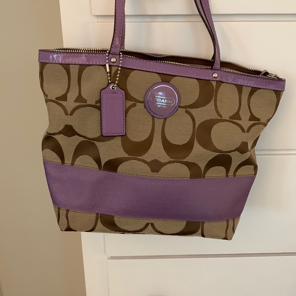 Signature Coach brown shoulder tote with purple stripe
